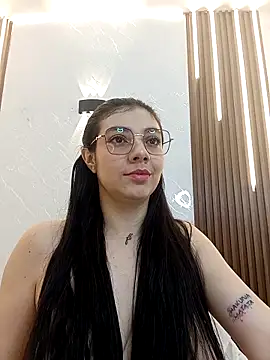 CarolinaMejia online show from 24, 9, 2025