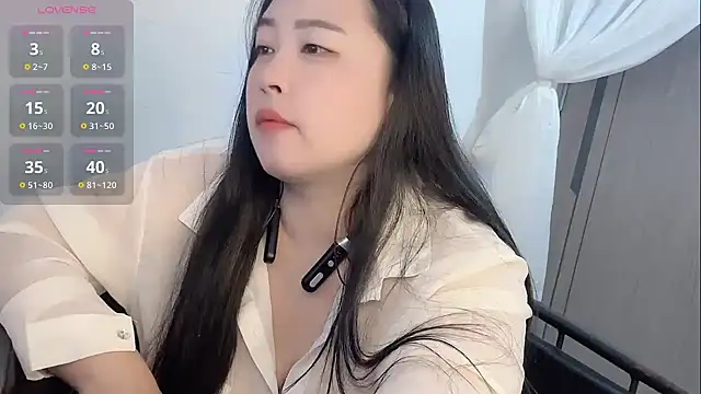 xchenchen online show from 15, 10, 2025