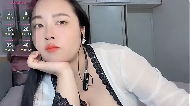 xchenchen online show from 25, 10, 2025