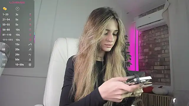 Blessed Molly online show from 17, 10, 2025