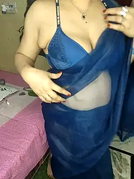 Snapshot of PRIYA_22 chatting on 9, 9, 2025 PRIYA 22 online show from 9, 9, 2025