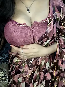 Snapshot of PRIYA_22 chatting on 14, 9, 2025 PRIYA 22 online show from 14, 9, 2025