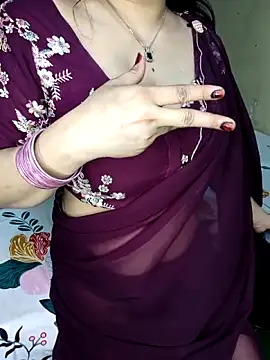 Snapshot of PRIYA_22 chatting on 28, 9, 2025 PRIYA 22 online show from 28, 9, 2025