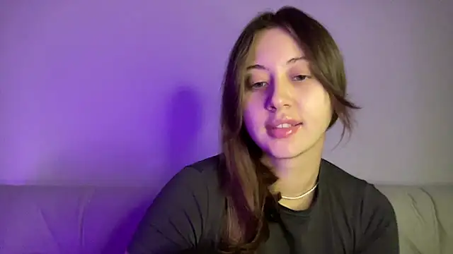 Snapshot of StellarAlice chatting on 15, 11, 2025 StellarAlice online show from 15, 11, 2025