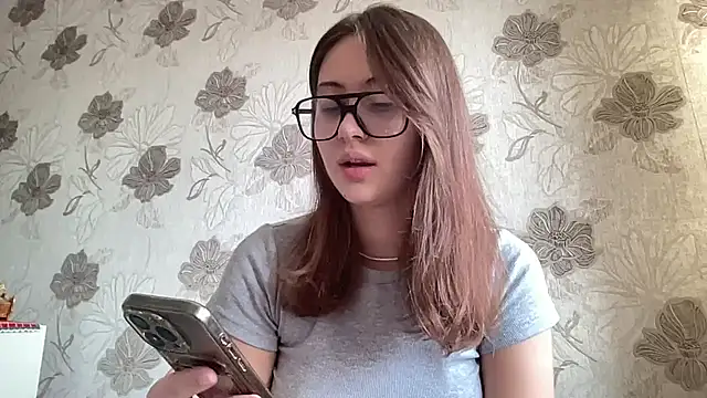 Snapshot of StellarAlice chatting on 30, 11, 2025 StellarAlice online show from 30, 11, 2025