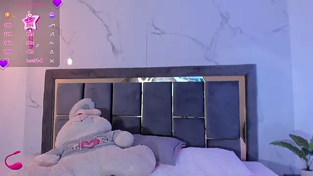 Doll Isa  online show from 5, 1, 2026