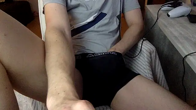 Snapshot of Breezydicksn chatting on 27, 10, 2025 Breezydicksn online show from 27, 10, 2025