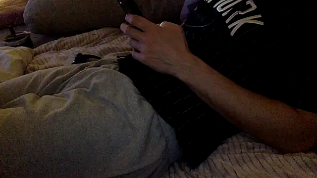 Snapshot of Breezydicksn chatting on 29, 10, 2025 Breezydicksn online show from 29, 10, 2025