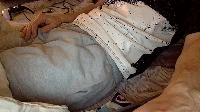 Snapshot of Breezydicksn chatting on 30, 10, 2025 Breezydicksn online show from 30, 10, 2025