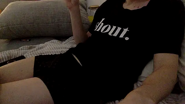 Snapshot of Breezydicksn chatting on 5, 11, 2025 Breezydicksn online show from 5, 11, 2025