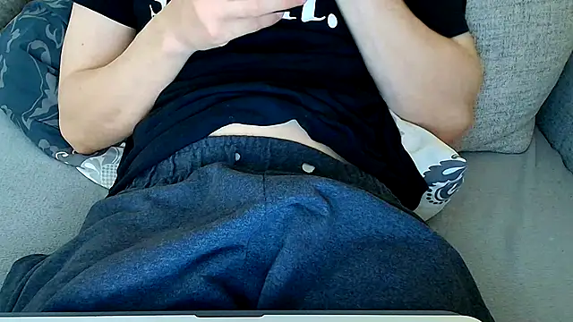 Breezydicksn online show from 20, 5, 2026