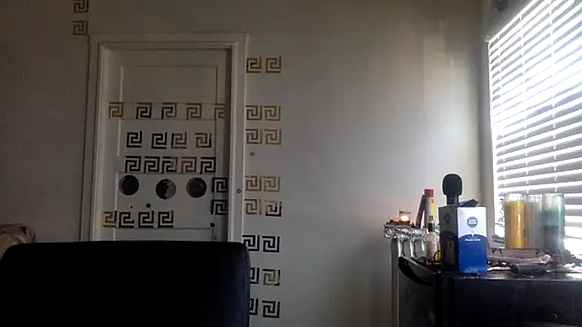 Diodre Benyoon online show from 18, 4, 2026