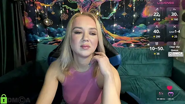 Snapshot of CrystalGirl99 chatting on 5, 2, 2026 CrystalGirl99 online show from 5, 2, 2026