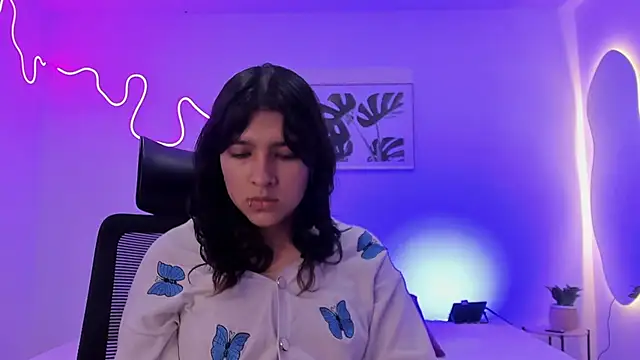 Cherrydollxx online show from 15, 11, 2025