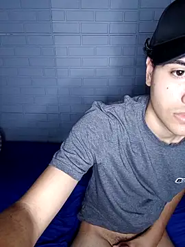 novinho safado   online show from 21, 3, 2026