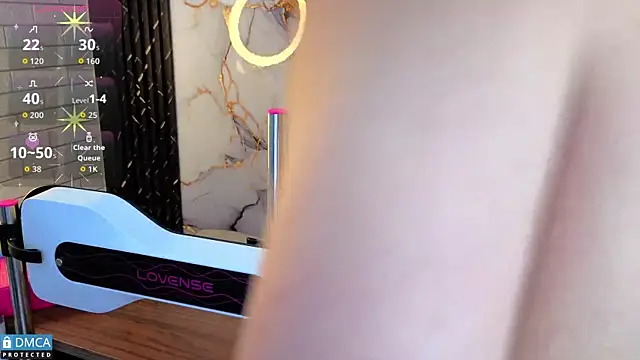 nena cupcake  online show from 4, 12, 2025