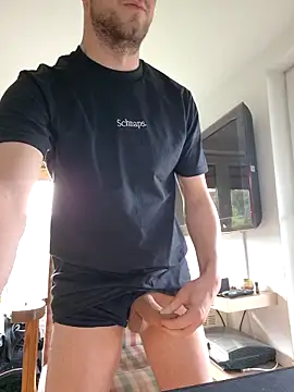 Snapshot of 6incheswannacum chatting on 14, 12, 2025 6incheswannacum online show from 14, 12, 2025