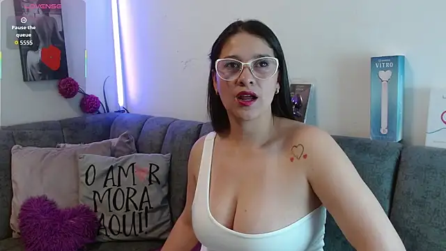 Alana steel 1 online show from 10, 4, 2026