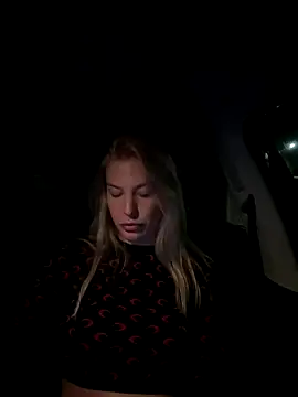 Snapshot of Chloemillerrxx chatting on 27, 9, 2025 Chloemillerrxx online show from 27, 9, 2025