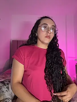 Snapshot of alehia_cute chatting on 23, 7, 2026 alehia cute online show from 23, 7, 2026