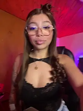 Maddy Piink online show from 18, 2, 2026