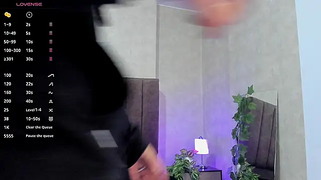 Snapshot of LanaMills_ chatting on 24, 10, 2025 LanaMills online show from 24, 10, 2025