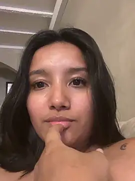 HannahMontgomery online show from 19, 10, 2025