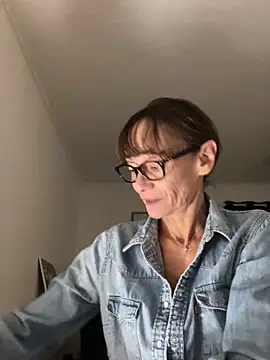 Snapshot of Chris06d22@xh chatting on 13, 10, 2025 Chris06d22xh online show from 13, 10, 2025