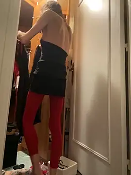 Snapshot of Chris06d22@xh chatting on 30, 10, 2025 Chris06d22xh online show from 30, 10, 2025