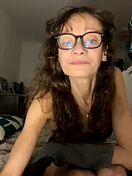 Snapshot of Chris06d22@xh chatting on 31, 10, 2025 Chris06d22xh online show from 31, 10, 2025