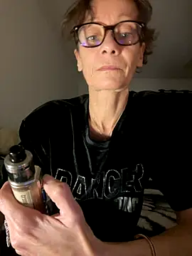 Snapshot of Chris06d22@xh chatting on 16, 11, 2025 Chris06d22xh online show from 16, 11, 2025