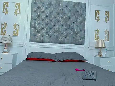 SashaHans online show from 30, 10, 2025