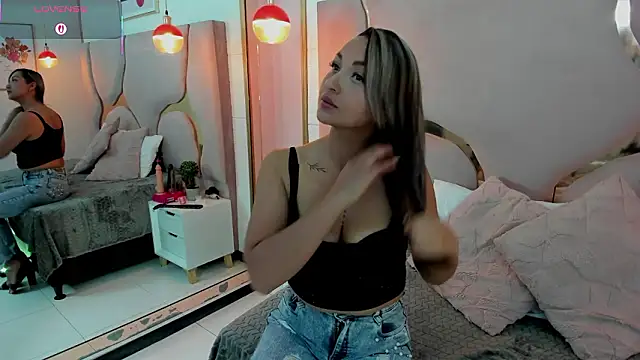 Maiyajoness online show from 14, 2, 2026