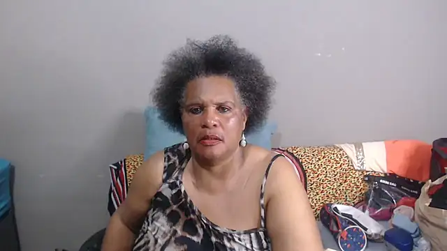Snapshot of GrandBustyMelon chatting on 2, 7, 2026 GrandBustyMelon online show from 2, 7, 2026