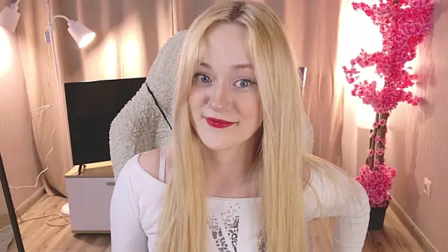 Snapshot of HeyMonkey_ chatting on 1, 12, 2025 HeyMonkey online show from 1, 12, 2025