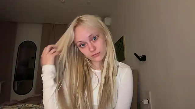 Snapshot of HeyMonkey_ chatting on 30, 5, 2026 HeyMonkey online show from 30, 5, 2026
