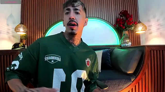 Snapshot of Donovan_Desmond chatting on 27, 2, 2026 Donovan Desmond online show from 27, 2, 2026