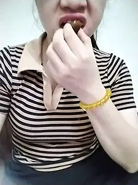 Snapshot of Mie_rose chatting on 17, 2, 2026 Mie rose online show from 17, 2, 2026