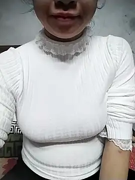 Snapshot of Mie_rose chatting on 5, 3, 2026 Mie rose online show from 5, 3, 2026