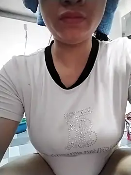 Snapshot of Mie_rose chatting on 8, 3, 2026 Mie rose online show from 8, 3, 2026