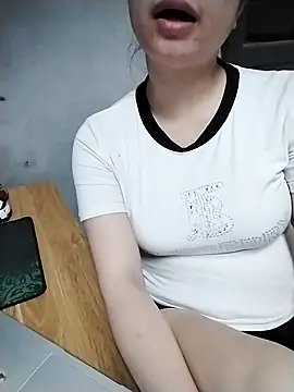 Snapshot of Mie_rose chatting on 8, 3, 2026 Mie rose online show from 8, 3, 2026