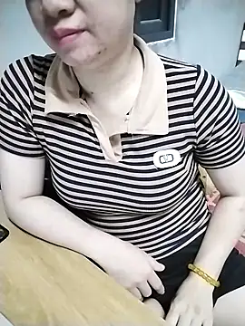 Snapshot of Mie_rose chatting on 18, 3, 2026 Mie rose online show from 18, 3, 2026