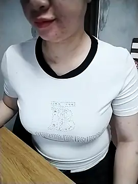 Snapshot of Mie_rose chatting on 26, 3, 2026 Mie rose online show from 26, 3, 2026