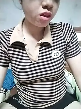 Snapshot of Mie_rose chatting on 1, 4, 2026 Mie rose online show from 1, 4, 2026