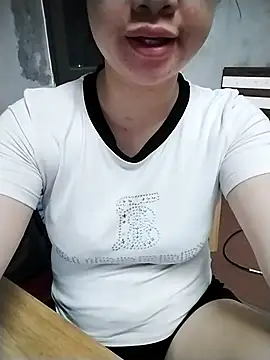 Snapshot of Mie_rose chatting on 4, 4, 2026 Mie rose online show from 4, 4, 2026