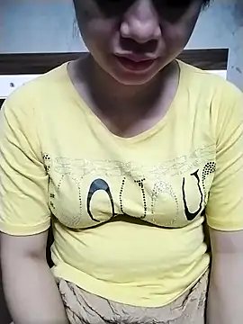 Snapshot of Mie_rose chatting on 24, 4, 2026 Mie rose online show from 24, 4, 2026