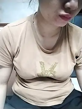 Snapshot of Mie_rose chatting on 27, 4, 2026 Mie rose online show from 27, 4, 2026