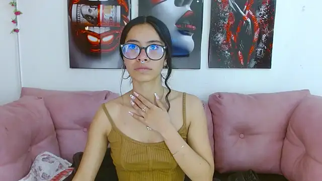 Miahotcs1 online show from 18, 4, 2026