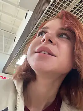 Snapshot of RosieSecret chatting on 15, 9, 2025 RosieSecret online show from 15, 9, 2025