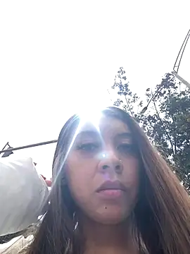 Sara-cooper2 online show from 2, 12, 2025